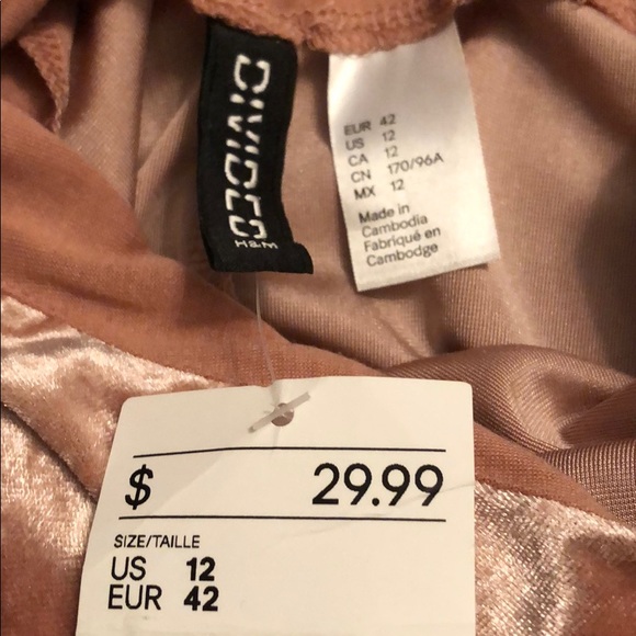 🎁 Gorgeous dress by DIVIDED by H&M - Picture 5 of 5